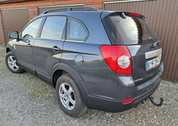 Chevrolet Captiva cena 22200 przebieg: 177200, rok produkcji 2008 z Września małe 742